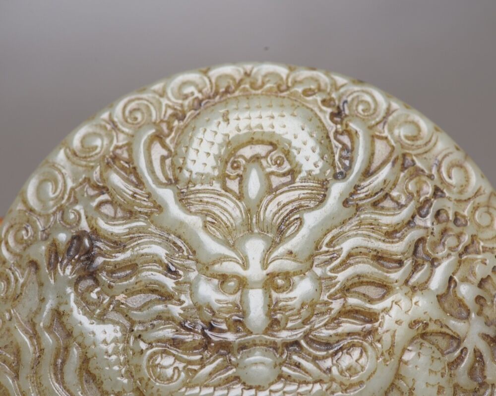 Chinese Natural Hetian Jade Carved Exquisite Dragon Statue Figurines Collectible