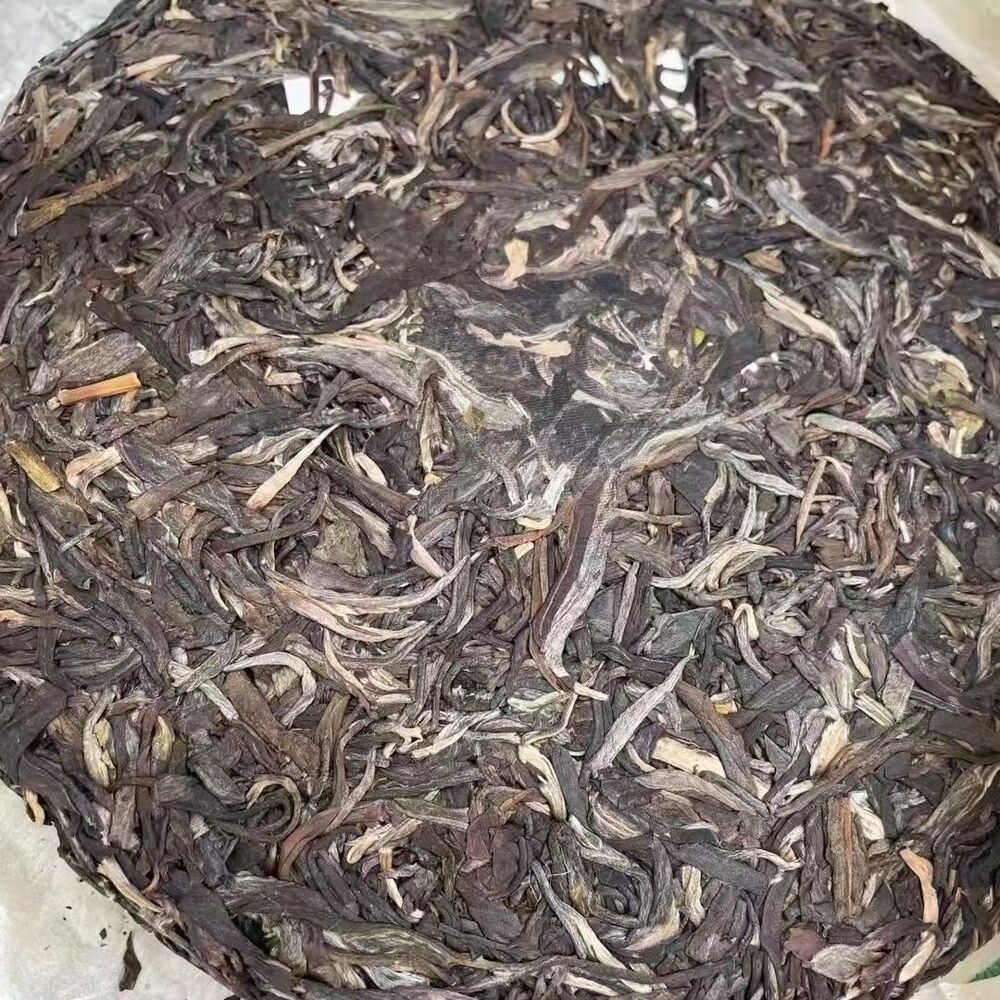 357g Yunnan Raw Pu-erh Tea 2006 Bulang Old Tree Puerh Tea Cake Aged Pu'er Tea