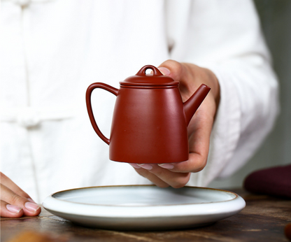 The famous handmade ancient Qin Quan pot of Dahongpao in Yixing raw ore (100ml)