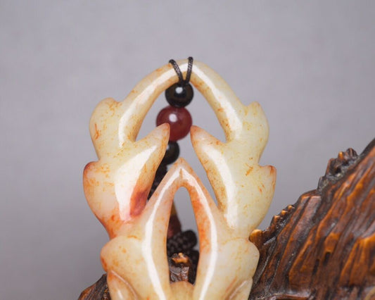 Chinese Natural Hetian Jade Carved Unique Statue Exquisite Pendant Collections