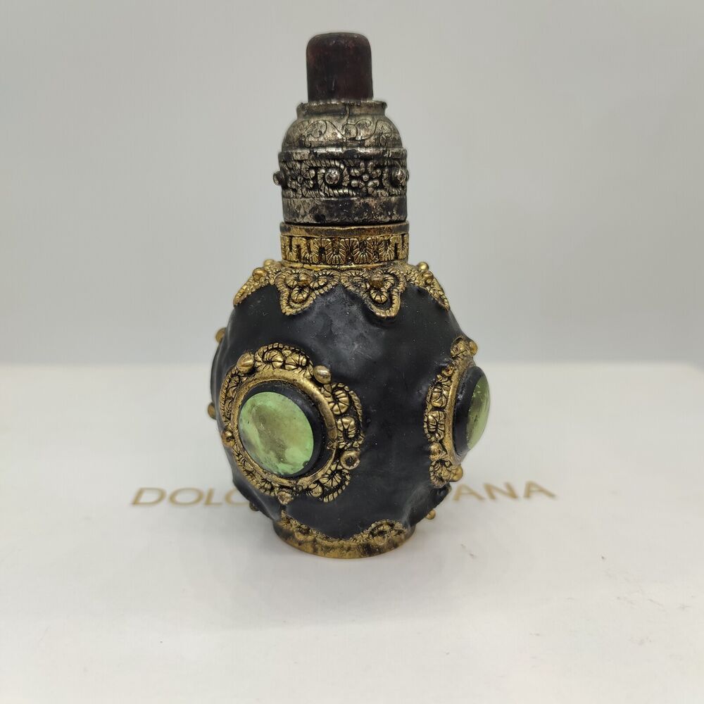 Antique Chinese Snuff Bottles Carved Old Brass Art Deco Rare Gifts Box Peking