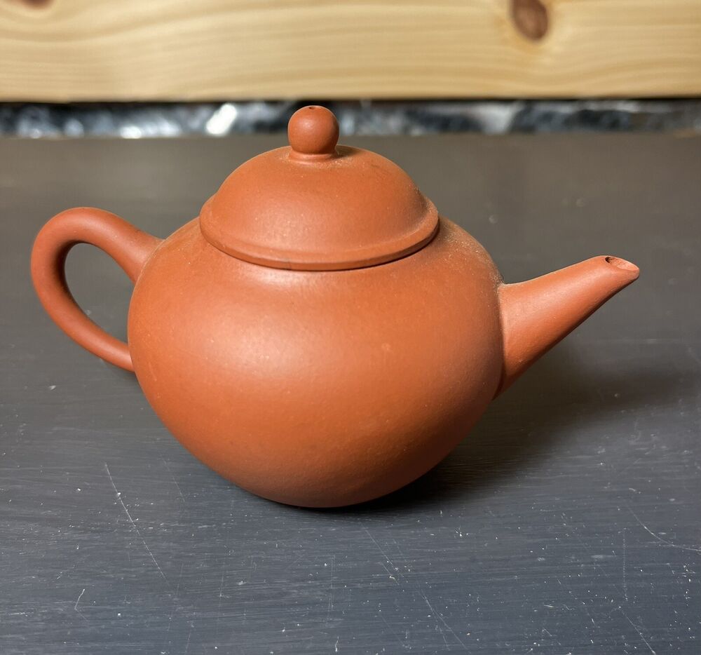 Vintage Chinese Yixing Red Clay Teapot Zisha