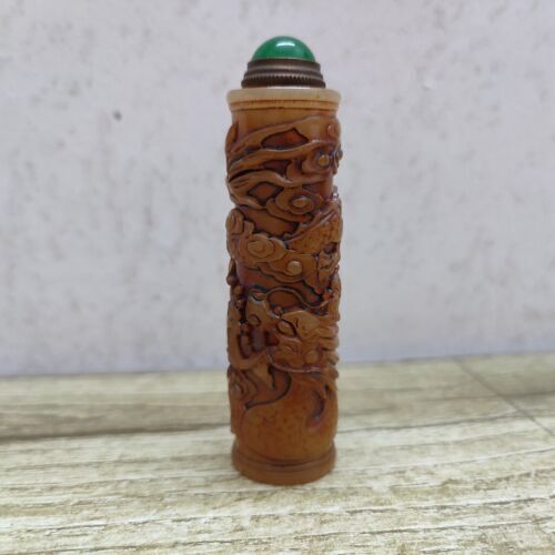 collection carved stone chinese snuff bottles old seal Shoushan dragon statue
