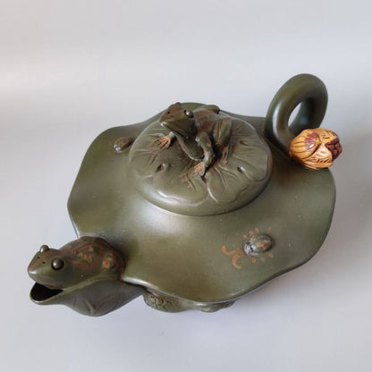 Chinese Yixing Purple Clay Teapot Tea Set Pot Zisha Ceramic Cute Decor Figurine