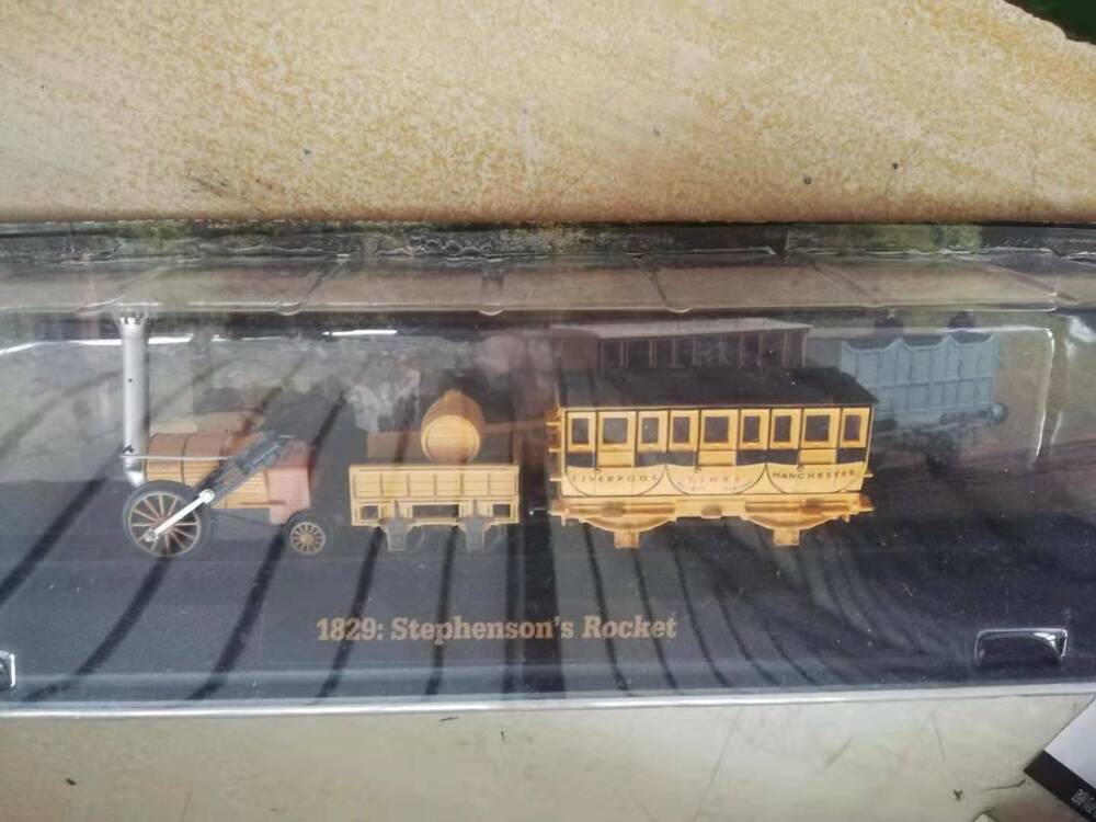 Brand New Steam Train 1829: Stephenson's Rocket Static Display 3D Plastic Model