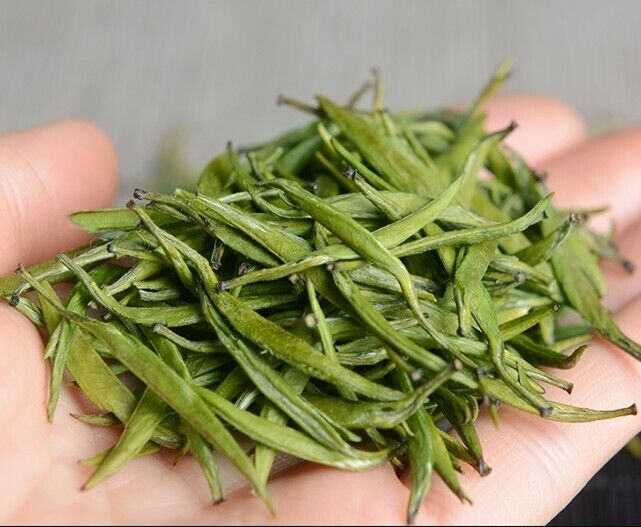 Organic Zhu Ye Qing Bamboo Leaf Cyan Bud Tongue of Sparrow Green Tea Que She Tea