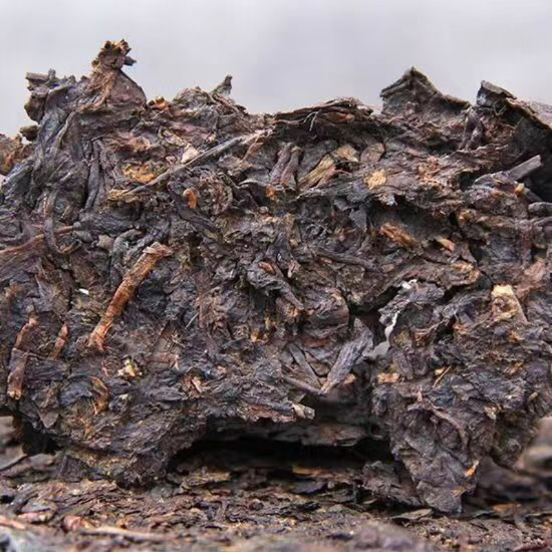 357g Ripe Puerh Tea Yiwu Old Tree Pu'er Cooked Tea Cake Yunnan Pu-erh Black Tea