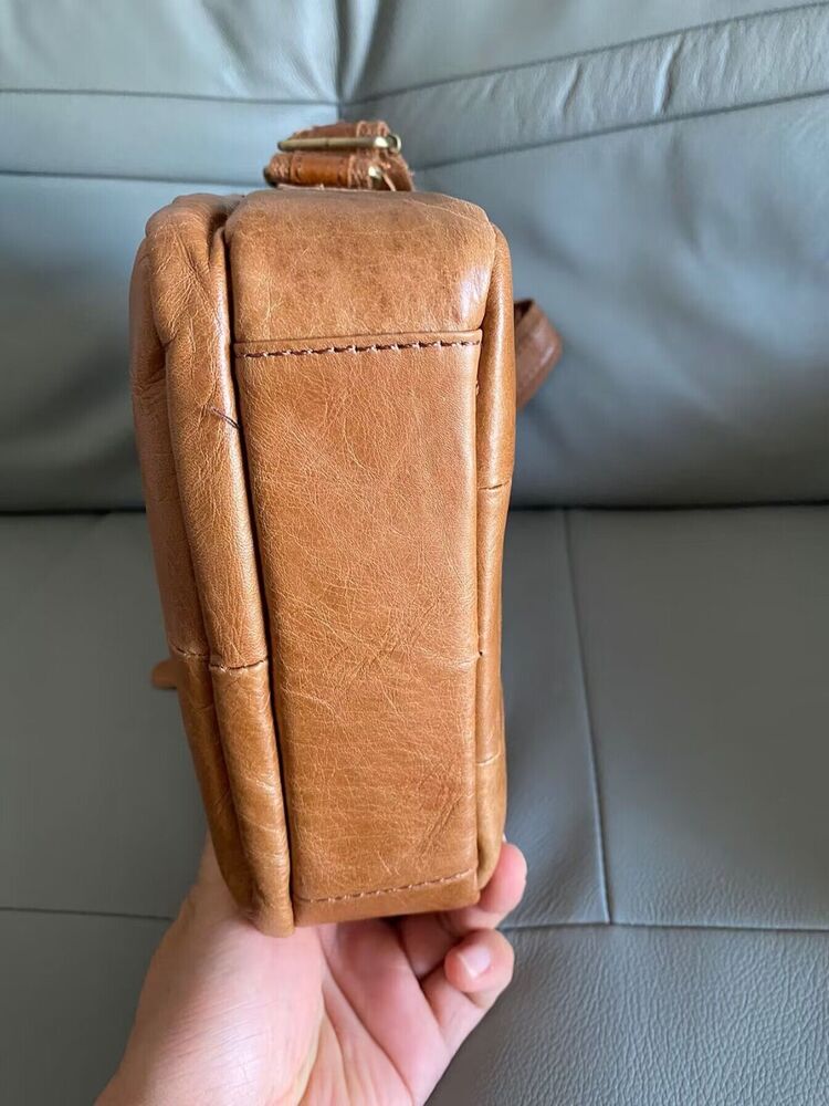 100% Genuine Leather Men's Sling Shoulder/Messenger Bag Double Zipper Brown Bag