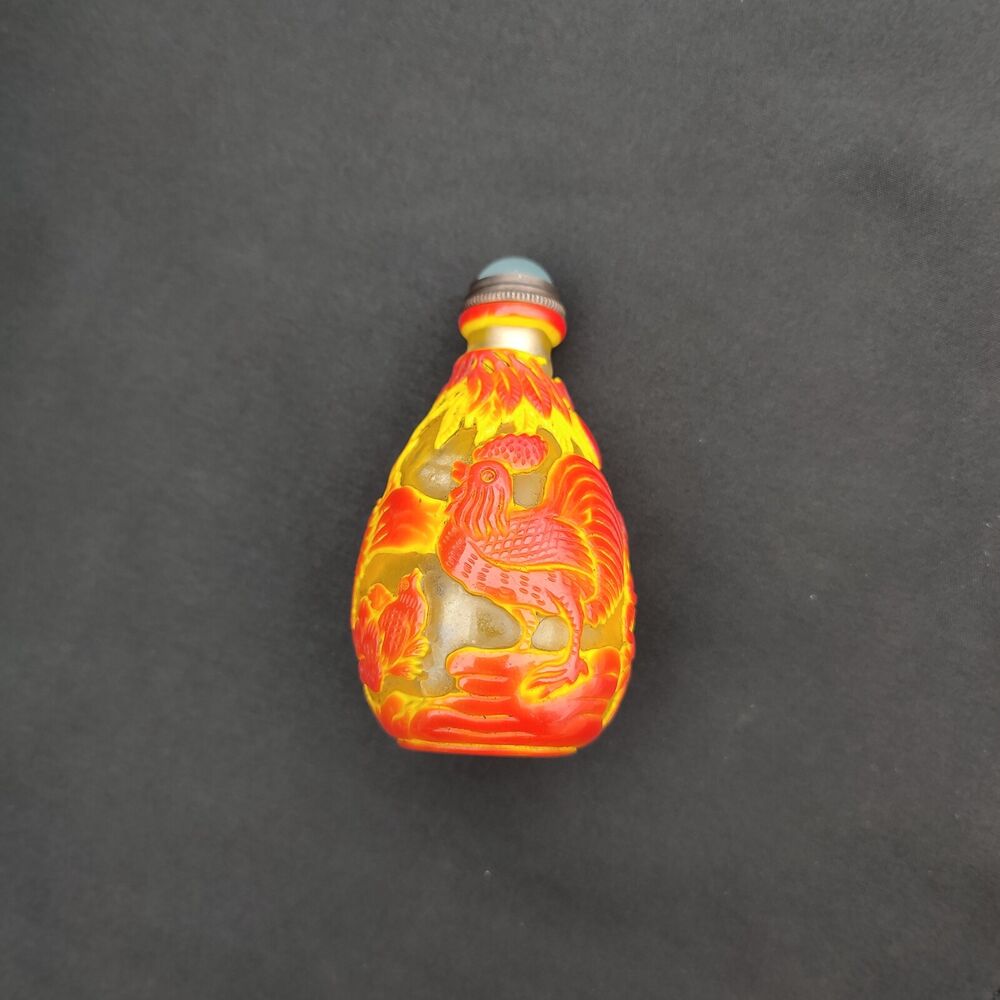 Old Beijing chinese colored glaze snuff bottle glass box gift rooster statue art