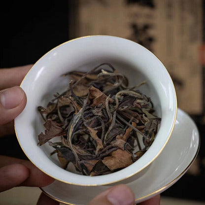 Fuding White Tea 2011 Gongmei Jujube Fragrant Old White Tea Tibetan Tea 500g