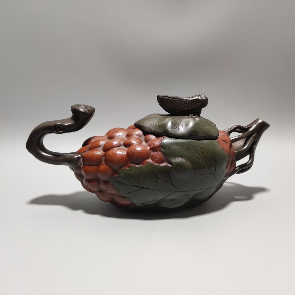Vintage Chinese Yixing Purple Clay Teapot Zisha Ceremony Carving Collectible Art