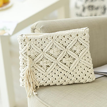 Bohemian Straw Woven Clutches Bag Fashionable Tassel Causal Handbag Vintage Bag