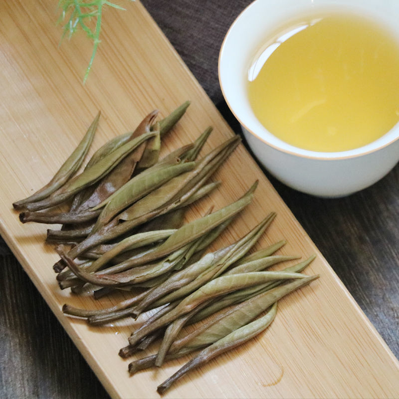 Ancient Tree Pure Material Baekho Silver Needle White Tea Spring Tea Pu'er Tea