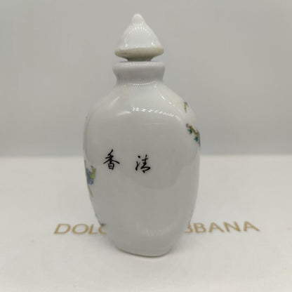 Chinese Vintage Porcelain Snuff Bottles Exquisite Painted Flowers And Birds Art