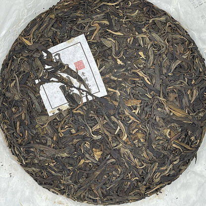 Pu 'er, Yi Wu, 2006, 357 grams, raw.