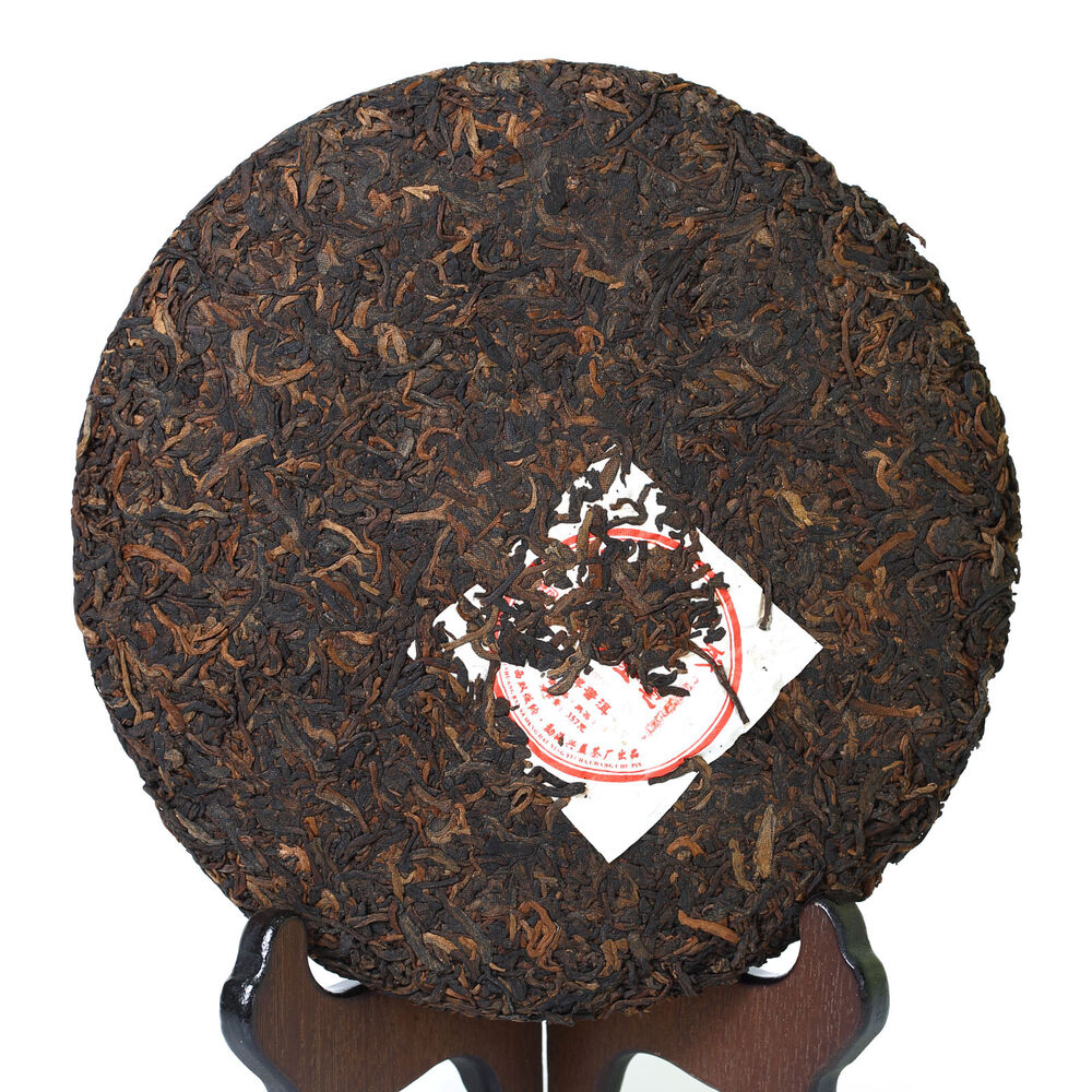 2012 357g Yunnan Gold Medal Merit Spirit Golden Bud Pu'er Pu'er Tea Cake-