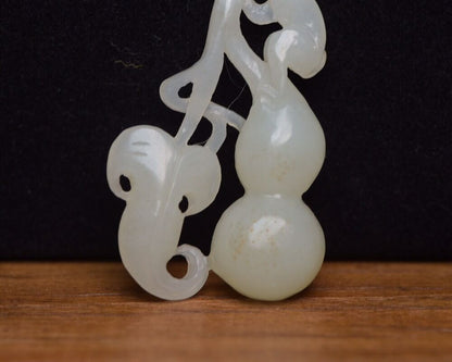 Chinese Top Natural Hetian Jade Carved Exquisite White Jade Pendant Gift Jewelry
