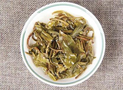 LaoBanZhang Spring ancient puerh trees tea Gold leaf Raw pu-erh Uncooked puerh