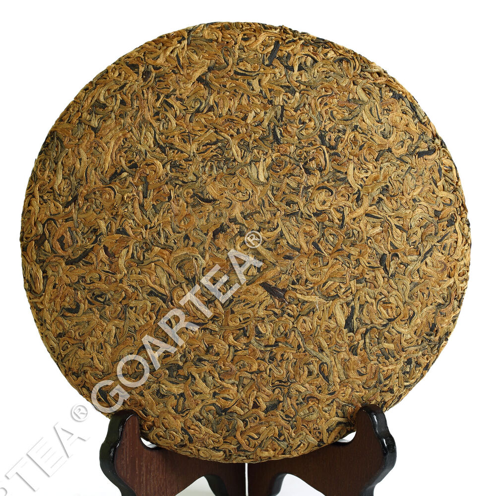 HELLOYOUNG 357g Nonpareil Supreme Golden Buds Dian Hong Yunnan Black Tea Cake