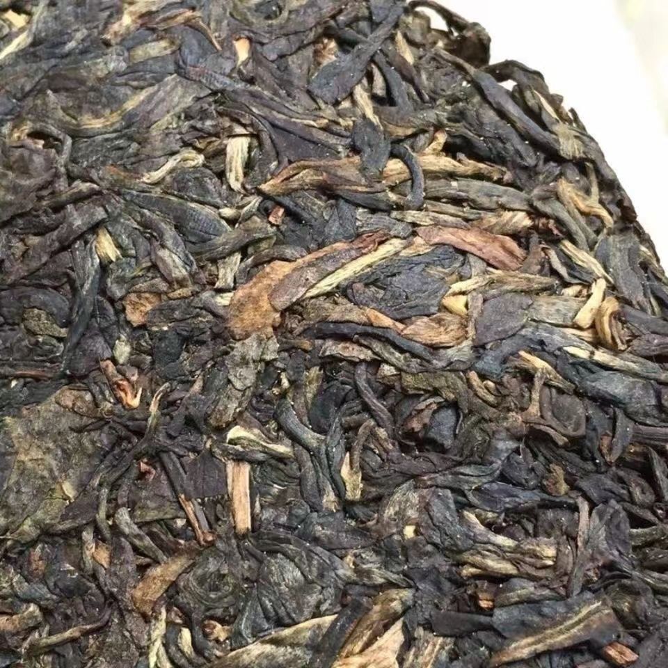 2006 Banzhang Ecological Tea Organic Yunnan Pu'er Tea Old Raw Tea 357g