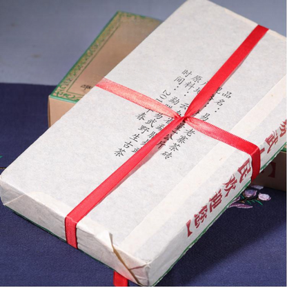 1000g Yunnan Raw Puerh Tea 2012 Year Yiwu Pu-erh Shencha Chinese Pu'er Green Tea