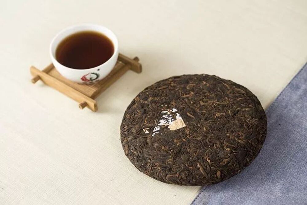 357g Cha Puer Tea Yunnan Song Pin Hao Yiwu Mountain Ancient Tree Pu-erh Tea