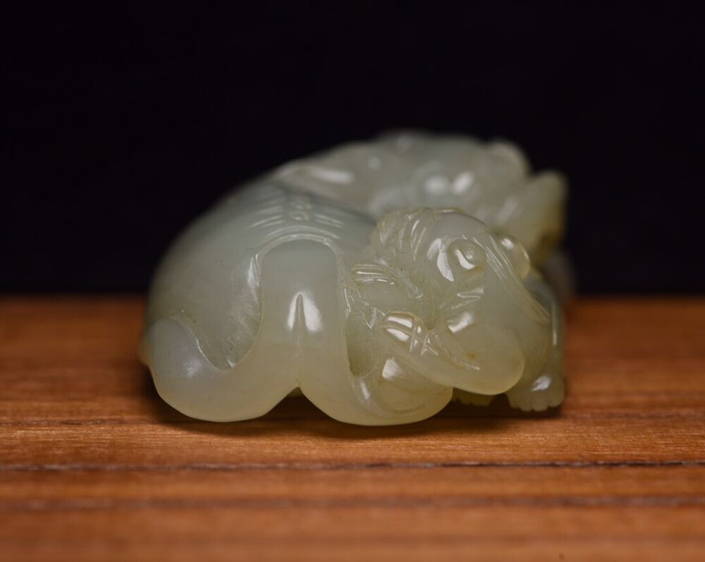 Chinese Natural Hetian Jade Hand Carved Lion Figurine Statue Collection Art Rare