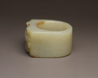 Chinese Natural Hetian Jade Carved Exquisite Thumb Ring Collection Jewelry Art