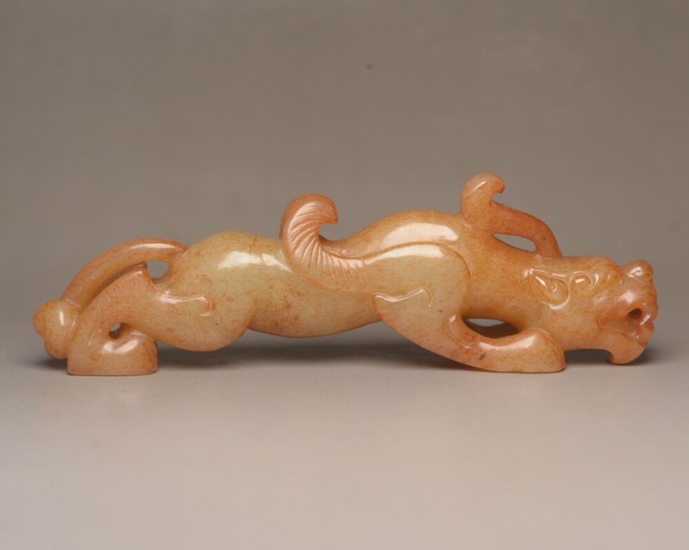 Chinese Old Natural Hetian Jade Hand Carved Beast Statue Antique Collectible Art