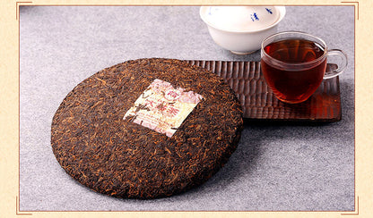2013 China Yunnan menghai Dayi 7572 qizi Pu erh Tea Cooked ripe Cake,er tee thé