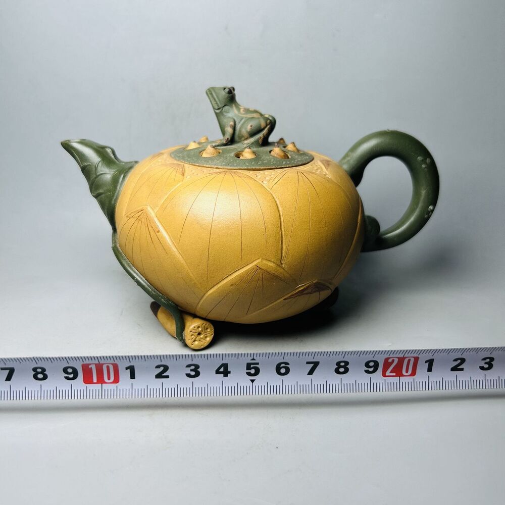 Vintage Chinese Yixing Purple Clay Teapot Zisha Ceremony Lotus Frog Teaware