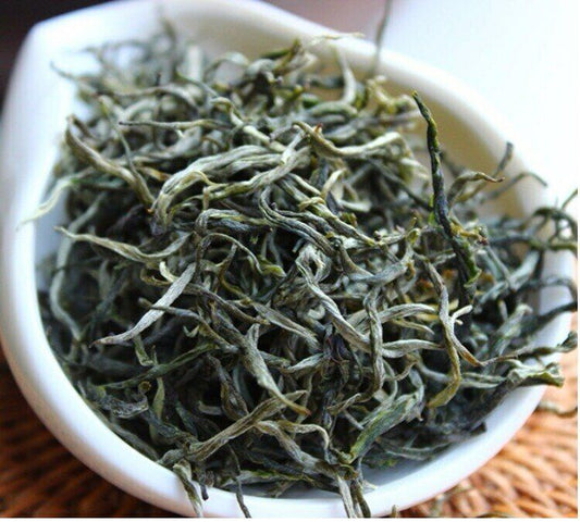 Dian Lv Silver Tips Yunnan Green Tea Organic Early Spring Snowy Mountain