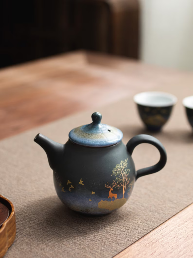 Embersceramic Ceramic Teapot Gold Deer Chinese Tea Pot