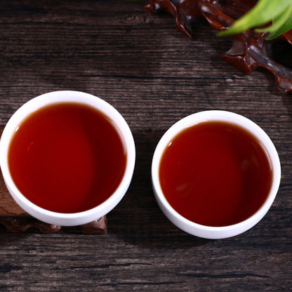 Yunnan Ripe Puer Tea Cake Pu erh Cooked Tea 200g Brown High Mountain Ecological