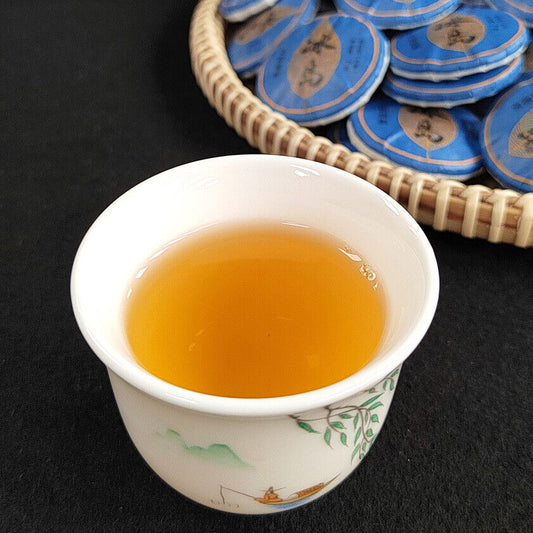 Yunnan Pu-erh Raw Tea Ripe Tea White Tea Sun Black Tea 7g Thin Slice Tea