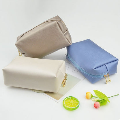Synthetic Leather Zipper Cosmetic Bag Traveling Beauty Case Makeup Bag Organizer