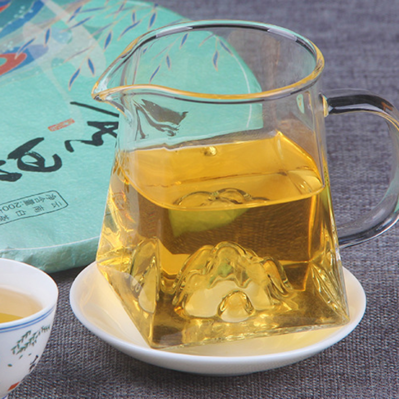 Yiwu Organic Spring Tea 200g Old Tree Tea Old White Tea Grid Cake Yunnan-