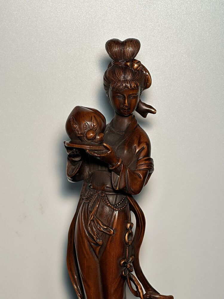 Old Chinese Boxwood Carving Pretty Woman Statue Woodwork Sculptures Collection