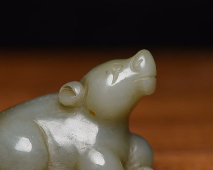 Antique Chinese Natural Hetian Jade Carving Beast Statue Nice Figurine Artwork