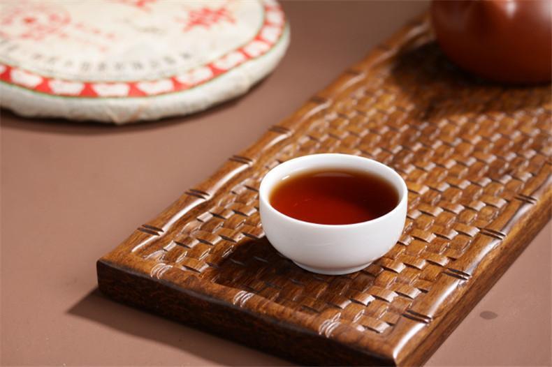 Pu'er Ripe Tea Cake Puerh Brewing Bright Color Sweet Old Ban Zhang Tea Black Tea