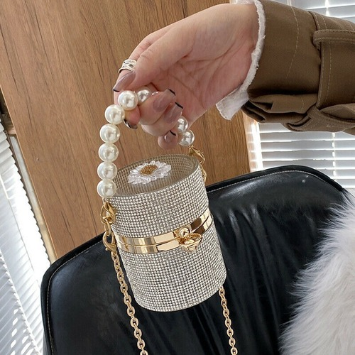 Women Crossbody Bags Metal Chain Diamond Lipstick Pouch Women Shoulder Bag