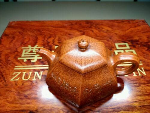 Chinese Yixing Zisha Clay Handmade Exquisite Teapot