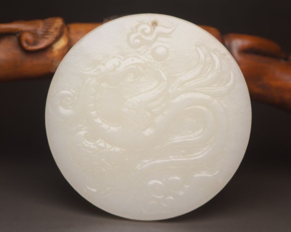 Top Chinese Natural Hetian Jade Carving Dragon Phoenix Statue Lucky Jade Pendant