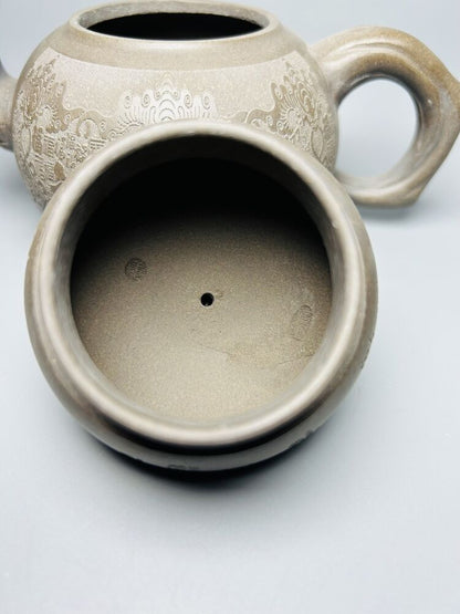 Vintage Chinese Yixing Purple Clay Teapot Zisha Ceramic Gourd Teaware Collection