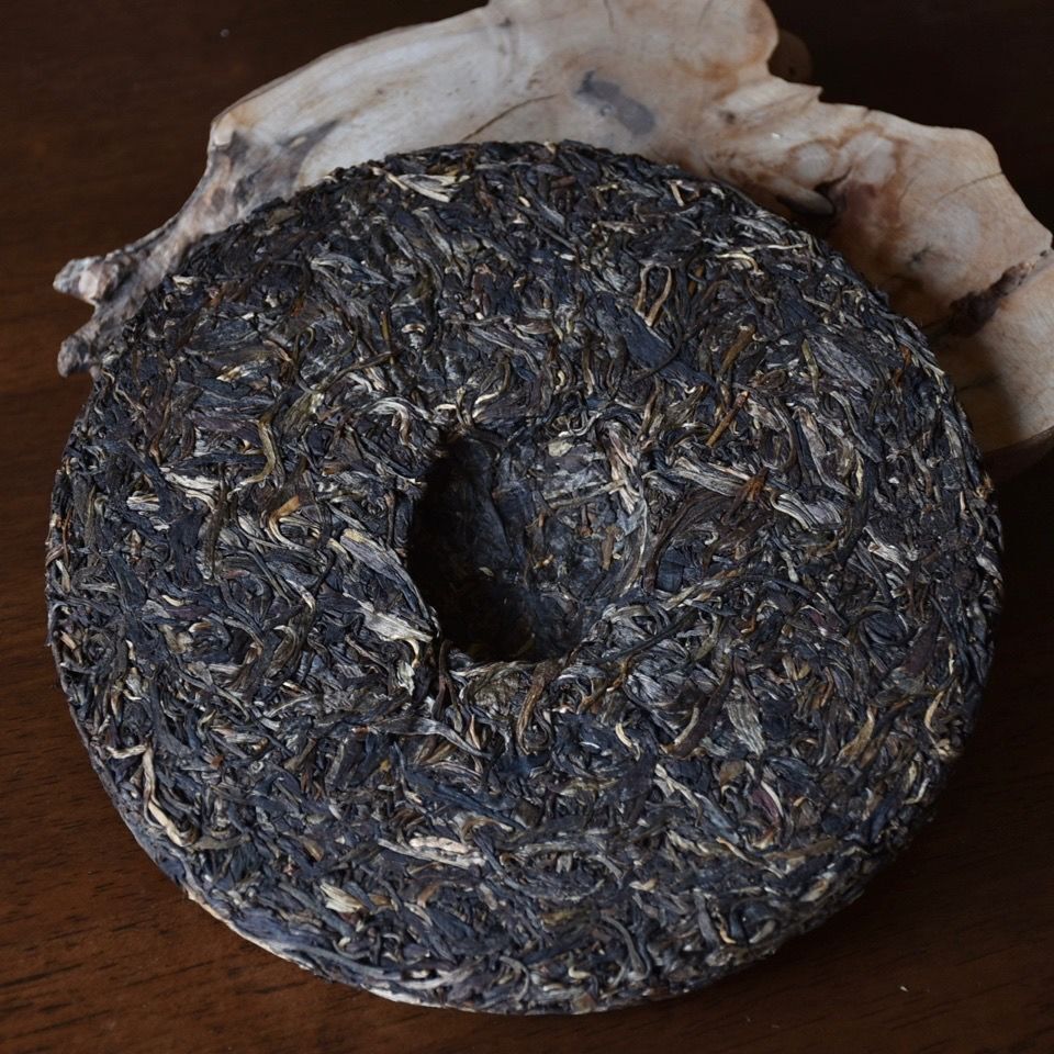 Mengku Rongshi 2007 Puerh Tea"Qiao Mu Wang" (King Arbor) Aged Shen Puer Tea 500g