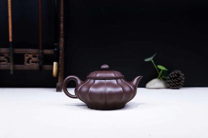 320cc Handmade Purple Sand Purple Clay Teapot HeLing Hu Teapot in Yixing, China-