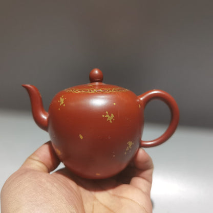 Chinese Yixing Zisha Clay Handmade Exquisite Teapot （描金美人肩壶 低款：孙成兰 )