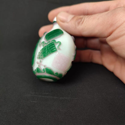 chinese beijing carved glass snuff bottle women pink statue gift rare art love