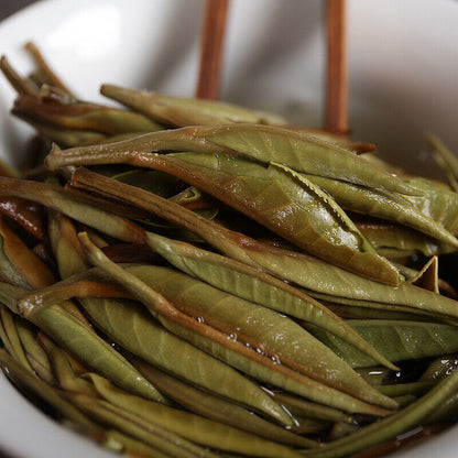 Spring Silver Needle White Tea Premium Bai Hao Yin Zhen Chinese Kungfu Tea