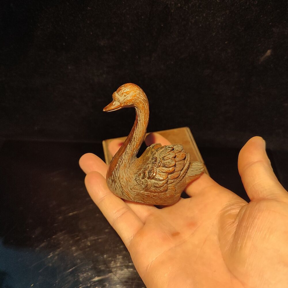 Nice little carving carved wood stand swan sculpture wooden decoration bird gift